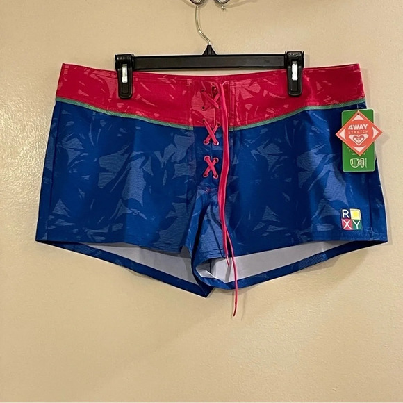 ROXY Pop Surf Boardshorts in Princess‎ Blue Texture Flower - Picture 5 of 10